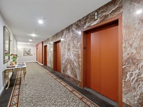 914 Main Street 2204, Houston TX 77002