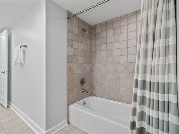 914 Main Street 2204, Houston TX 77002