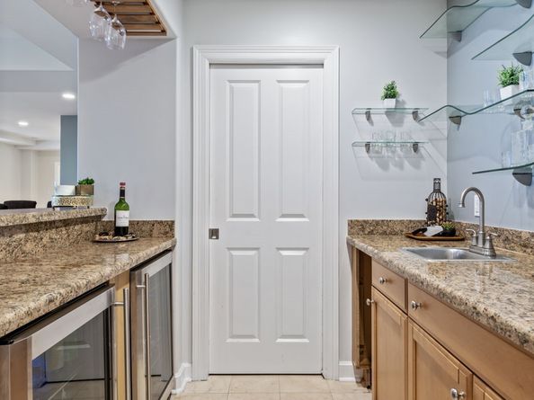 914 Main Street 2204, Houston TX 77002
