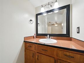 10666 Hazelhurst Drive 22, Houston TX 77043