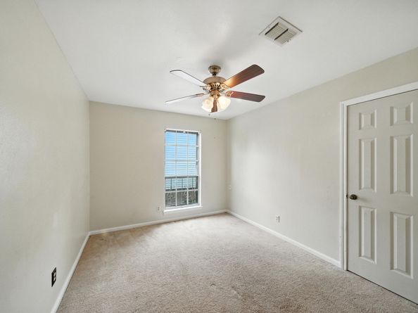 10666 Hazelhurst Drive 22, Houston TX 77043