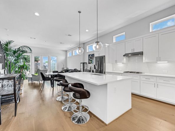 1815 Arbor Street, Houston TX 77004