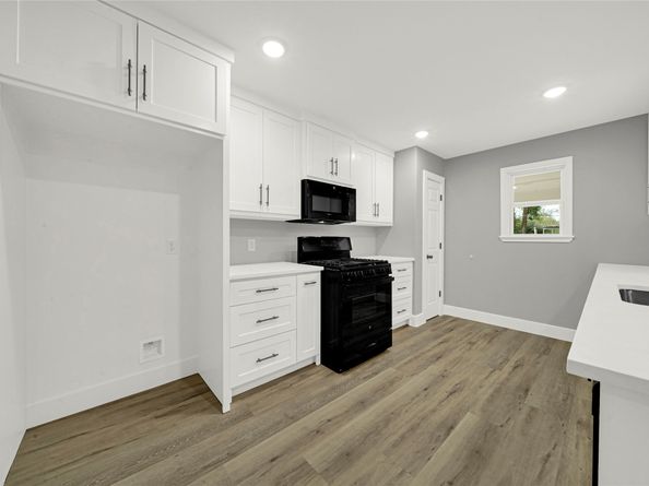 5733 Howell Street, Houston TX 77032