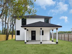 5733 Howell Street, Houston TX 77032