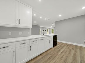 5733 Howell Street, Houston TX 77032