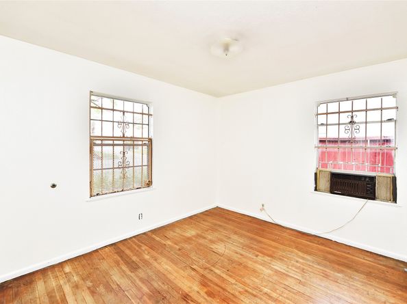 6347 Thornwall Street, Houston TX 77092