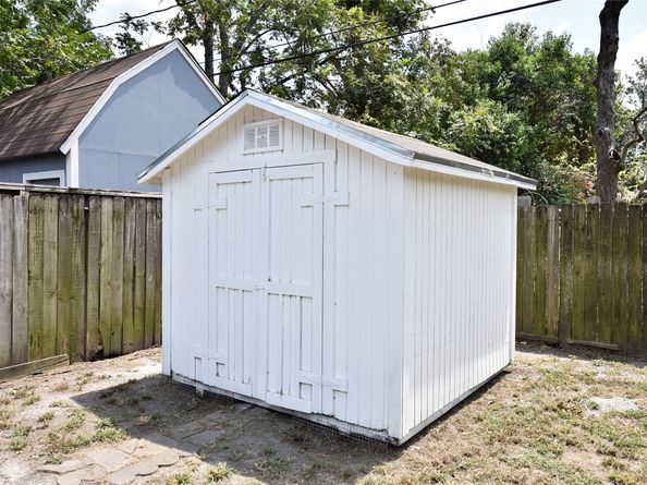 6347 Thornwall Street, Houston TX 77092