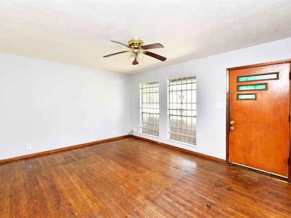 6347 Thornwall Street, Houston TX 77092