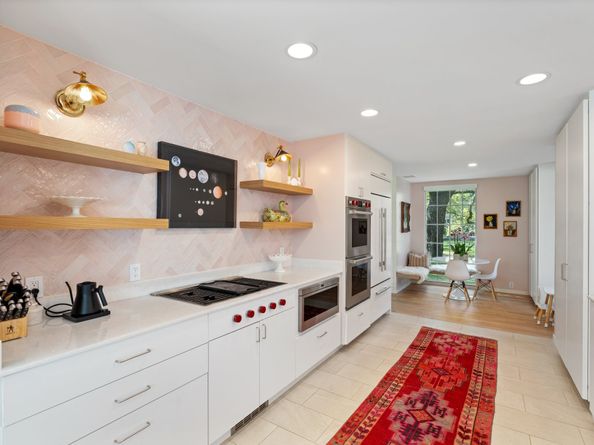 2207 Stanmore Drive, Houston TX 77019
