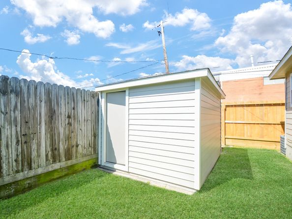 2024 Jean Street, Houston TX 77023