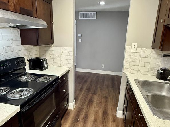 10211 Sugar Branch Drive 377, Houston TX 77036