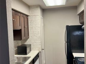 10211 Sugar Branch Drive 377, Houston TX 77036