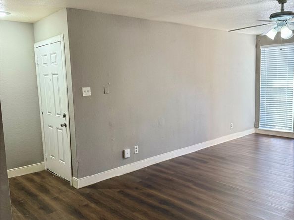 10211 Sugar Branch Drive 377, Houston TX 77036