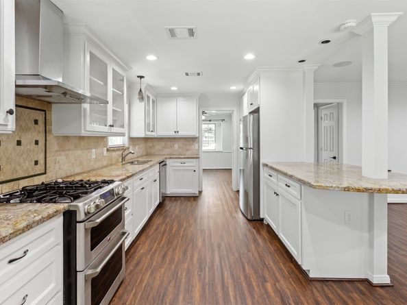4414 Belle Glade Drive, Houston TX 77018