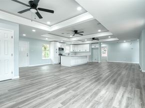5727 Thrush Drive, Houston TX 77033