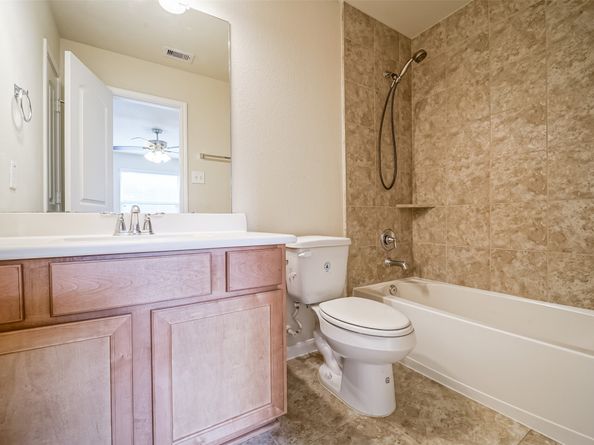 10003 Open Slope Court, Humble TX 77396