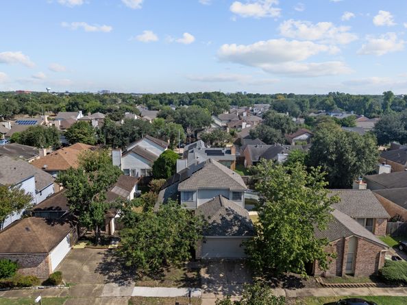 8514 Deer Meadow Drive, Houston TX 77071