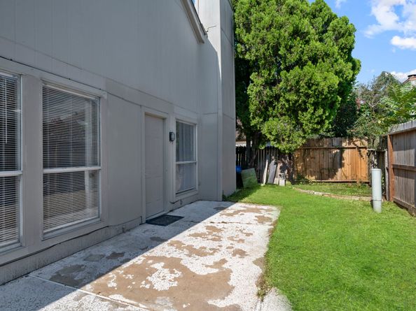 8514 Deer Meadow Drive, Houston TX 77071