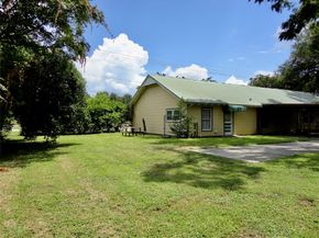 400 N ELM Street, Tomball TX 77375