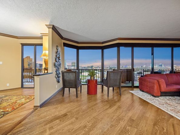 3350 Mccue Road 904, Houston TX 77056