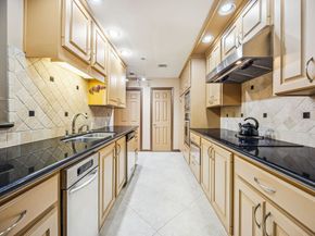 3350 Mccue Road 904, Houston TX 77056