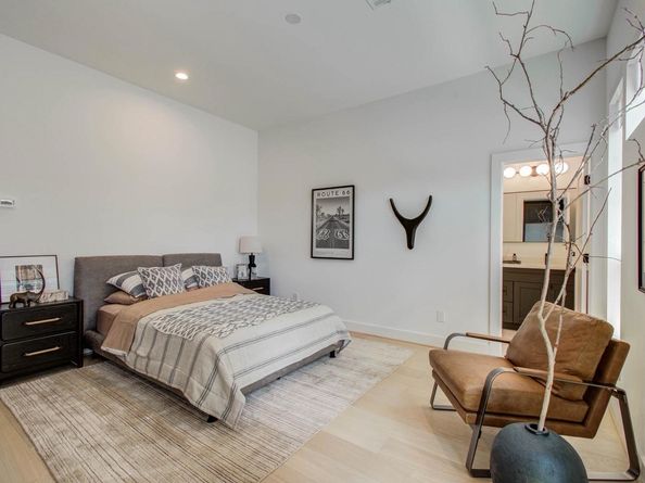 1109 Ennis Street, Houston TX 77003