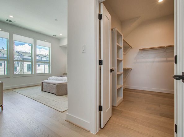 1109 Ennis Street, Houston TX 77003