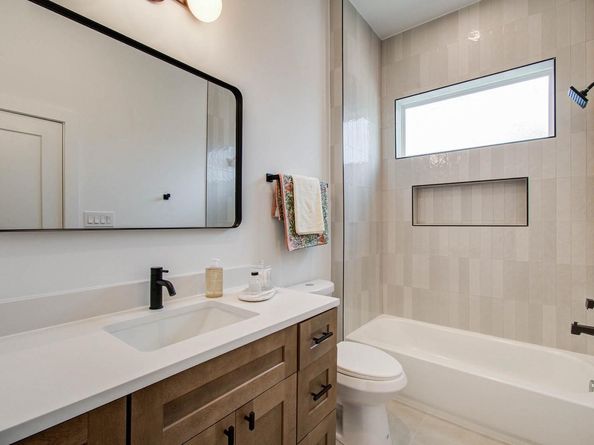 1109 Ennis Street, Houston TX 77003