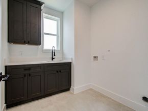 1109 Ennis Street, Houston TX 77003