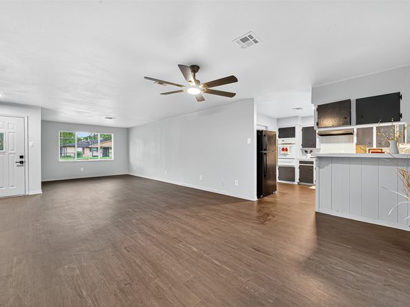 2606 Garapan Street, Houston TX 77091