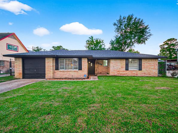 2606 Garapan Street, Houston TX 77091