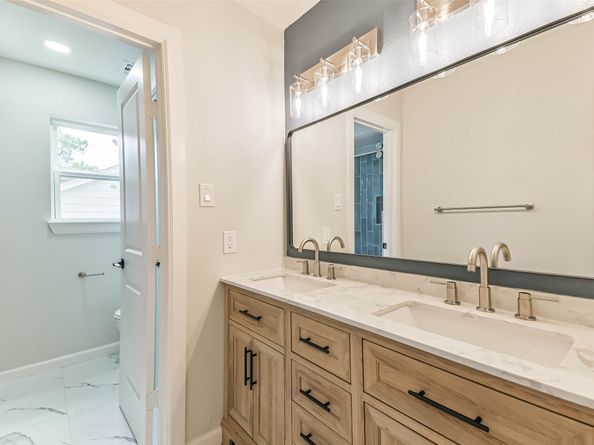 7719 Woodlett Court, Houston TX 77095