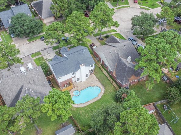 7719 Woodlett Court, Houston TX 77095