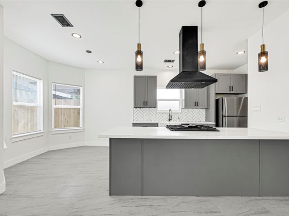 7903 James Franklin Street, Houston TX 77088