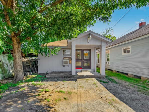 7515 Canal Street, Houston TX 77012