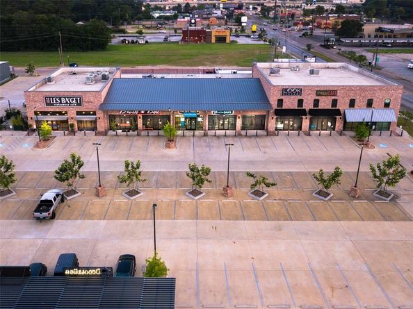 963 W 41st Street, Houston TX 77018