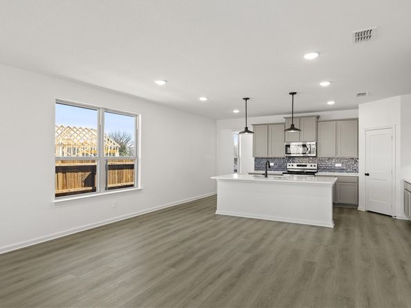 21007 Carob Tree Lane, Tomball TX 77377