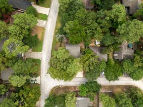3 Whistlers Walk Place, The Woodlands TX 77381