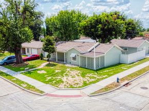 7557 Meadowview Drive, Houston TX 77037