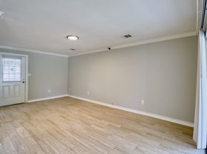 7557 Meadowview Drive, Houston TX 77037