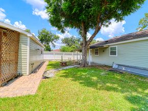 7557 Meadowview Drive, Houston TX 77037