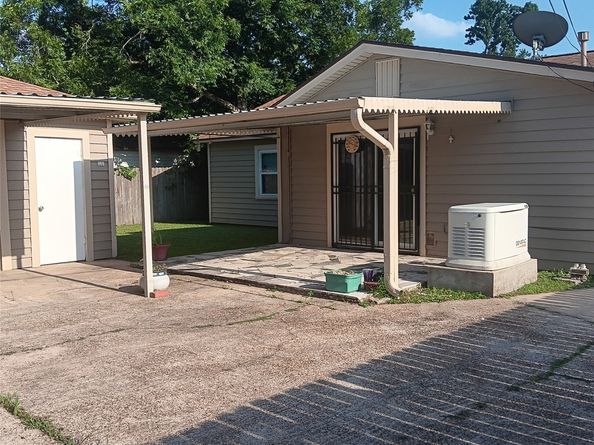 8913 Linda Vista Road, Houston TX 77078