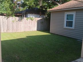 8913 Linda Vista Road, Houston TX 77078