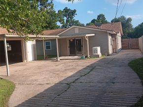 8913 Linda Vista Road, Houston TX 77078