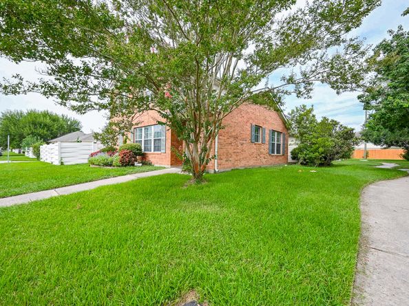 19533 Richland Springs Drive, Houston TX 77073