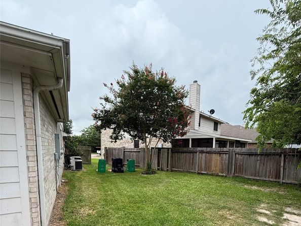 16722 Missionary Ridge Lane, Houston TX 77083
