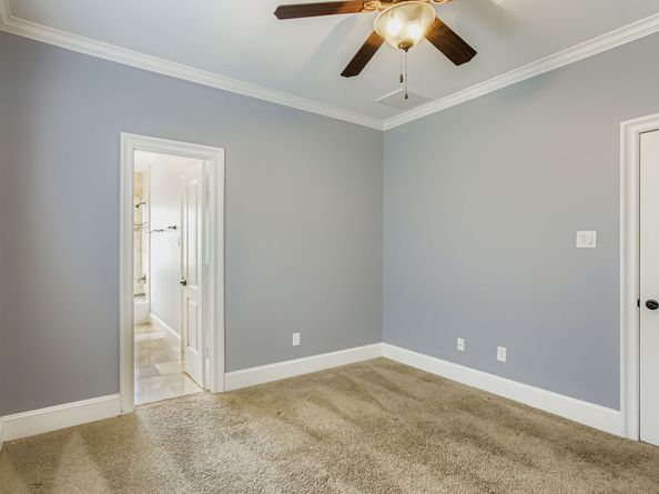 1020 W 22nd Street A, Houston TX 77008