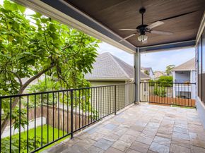 1020 W 22nd Street A, Houston TX 77008