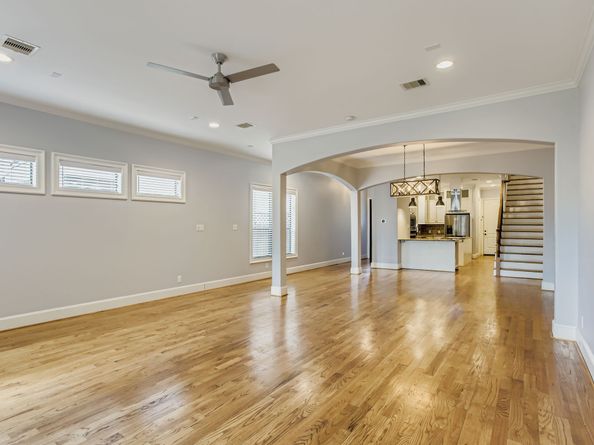 1020 W 22nd Street A, Houston TX 77008