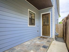 1020 W 22nd Street A, Houston TX 77008